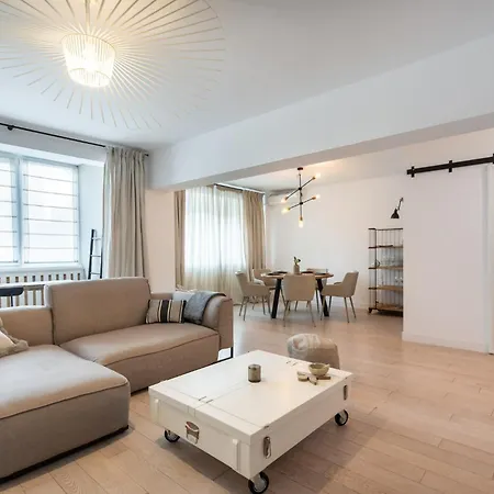 Apartment Zodiac Center