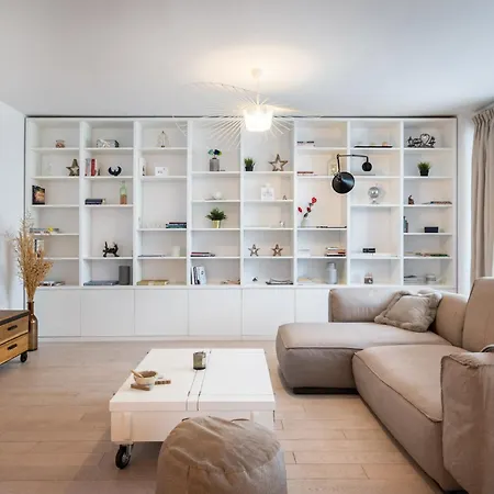 Zodiac Center Apartment Bucharest